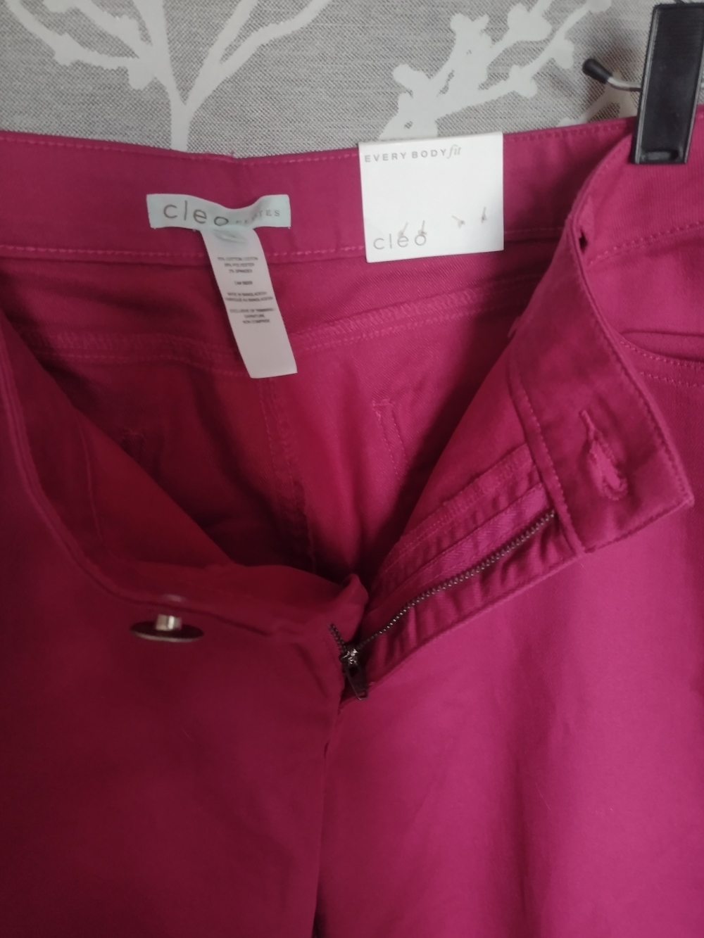 cleo Women’s Raspberry Straight Leg Pants - Picture 5 of 9
